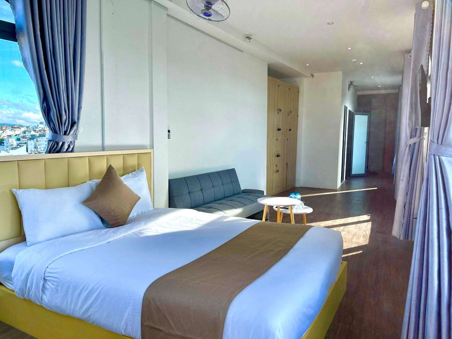 Torino Hotel Dalat Eksteriør billede